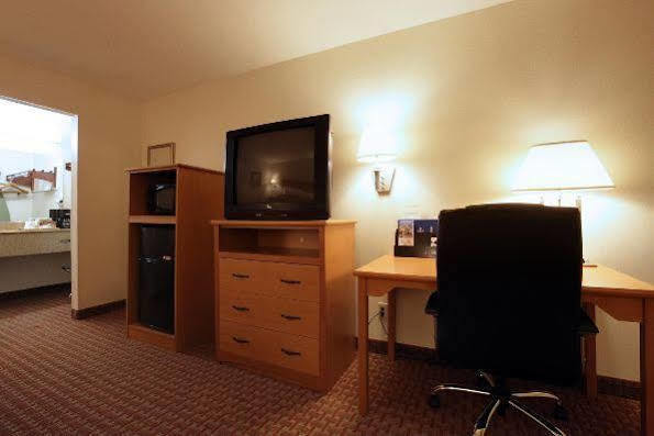 Americas Best Value Inn&Suites DeSoto Exterior foto